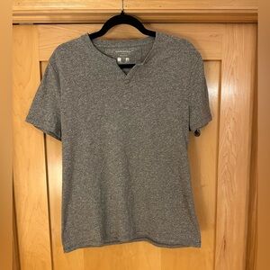 Banana Republic Men’s Gray V-Neck T-shirt